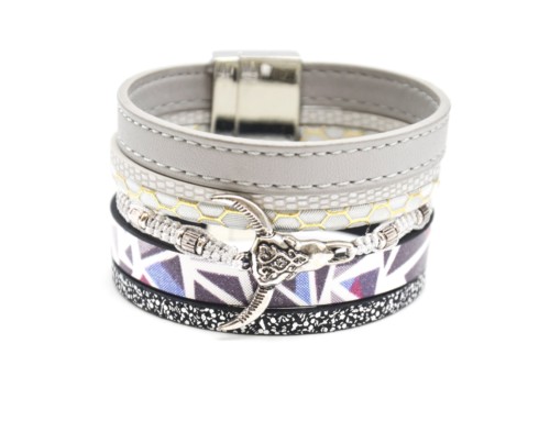 Bracelet-Manchette-Multi-Rangs-Simili-Cuir-Ecailles-Sequins-Cordon-Tresse-Gris-avec-Charm-Buffle