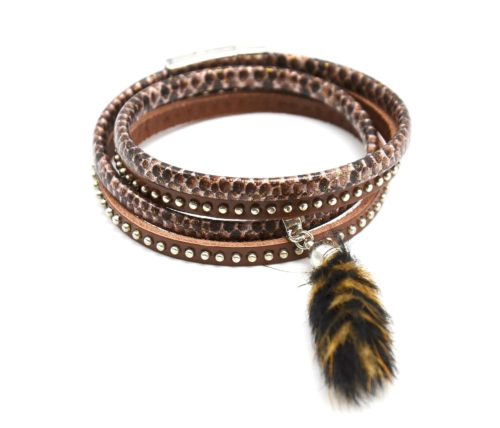 Bracelet-Double-Tour-Simili-Cuir-Ecailles-et-Clous-avec-Pompon-Marron