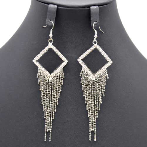 Boucles-dOreilles-Pendantes-Losange-Contour-Strass-Argente-et-Cascade-Chaines-Metal