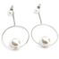 Boucles-dOreilles-Cercle-Contour-Metal-Argente-avec-Perles-Blanches