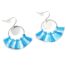 Boucles-dOreilles-Cercle-Contour-Metal-Argente-et-Pompons-Tricolore-Bleu