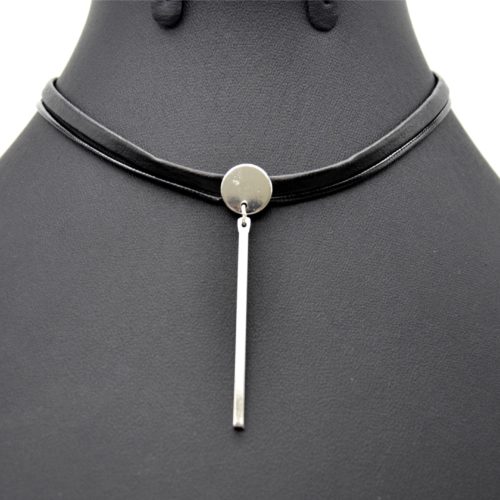 Necklace-choker-flush-neck-imitation-leather-black-and-pendant-circle-Bar-Metal-Silver