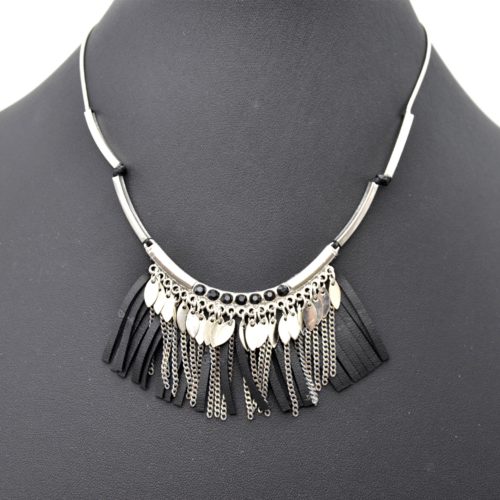 Collier-Plastron-avec-Pendentif-Franges-Simili-Cuir-Noir-Pierres-et-Pieces-Metal-Argente