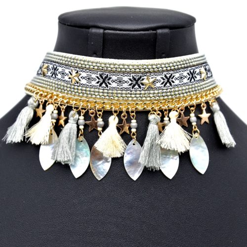 Collier-Bracelet-de-Bras-Ethnique-Indien-avec-Etoiles-Gouttes-Nacre-et-Pompons-Gris