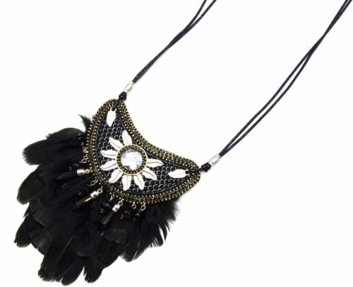 Sautoir-Collier-Cordons-Pendentif-Ecailles-Feuilles-Metal-Perles-et-Plumes-Noires