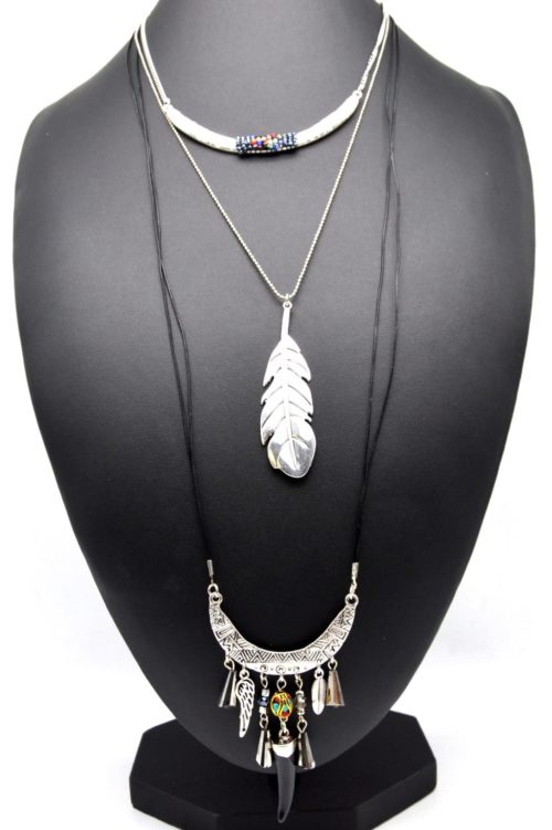 Sautoir-Collier-Triple-Rangs-Torque-et-Plume-Metal-avec-Charms-Ethnique-Noir-Argente