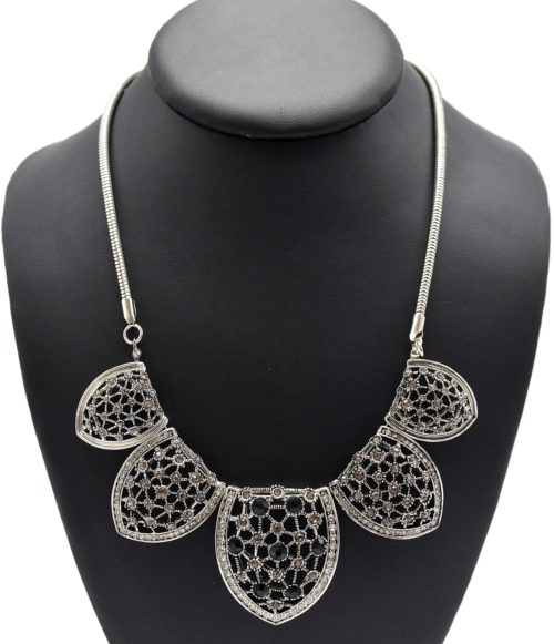 Collier-Plastron-Pendentif-5-Petales-Fleur-Metal-Strass-ArgenteNoir