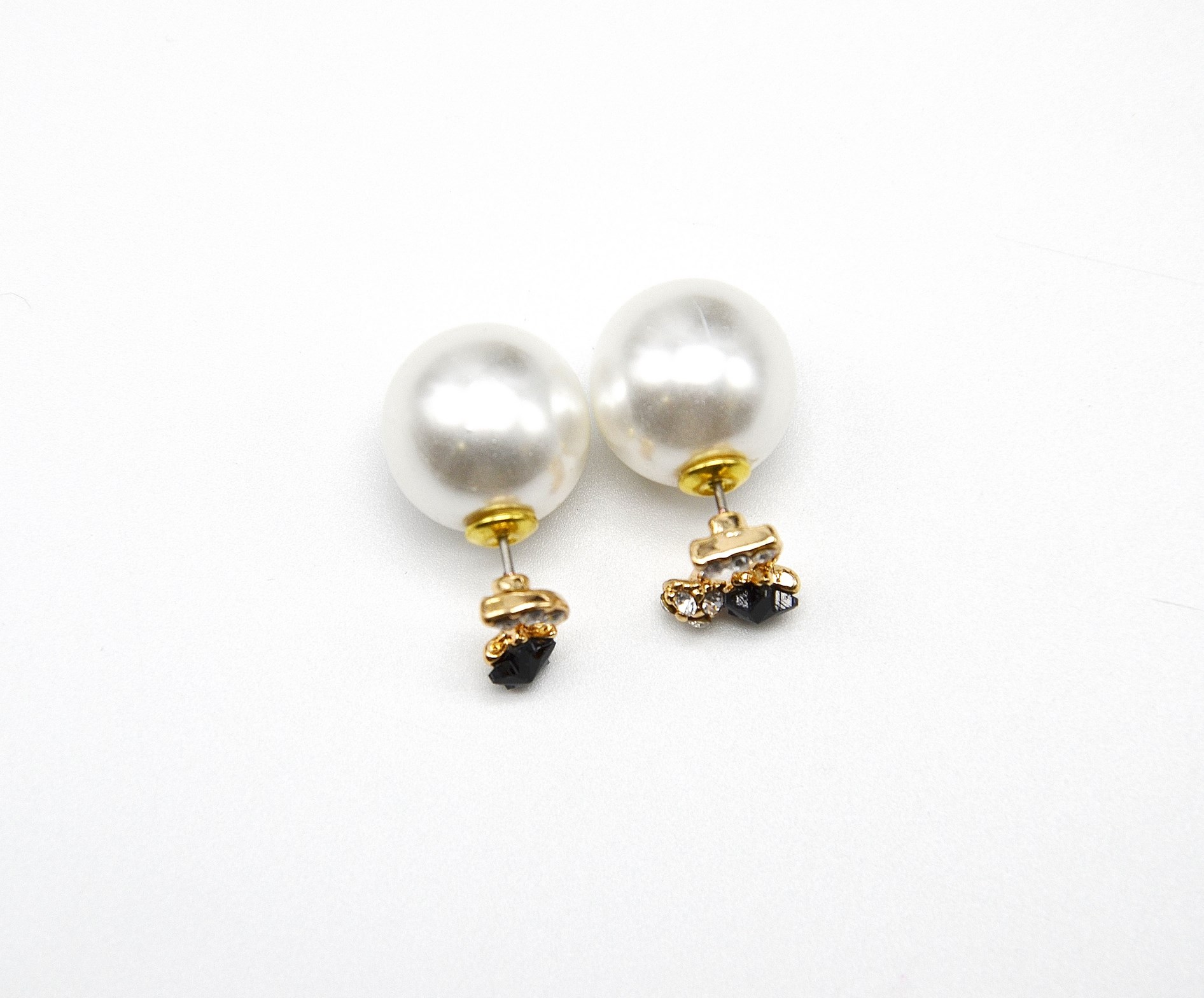 Bo247 Boucles D Oreilles Double Perles Notes De Musique Strass Dore Noir Et Perle Blanche Mode Fantaisie Oh My Shop