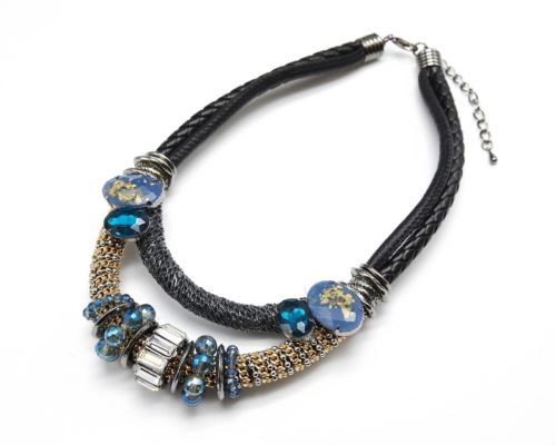 Collier-Plastron-Double-Cordons-avec-Chaine-Enroulee-et-Perles-Facettes-Bleu-Noir