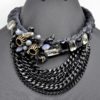 Collier-Plastron-Cordons-Tresses-Perles-Resine-et-Multi-Chaines-Maillons-Noir