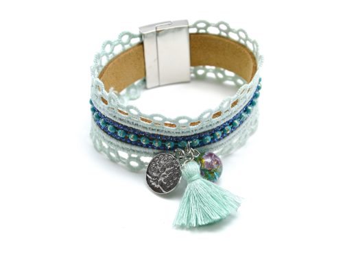 Bracelet-Manchette-Aimante-Dentelle-Cuir-et-Charms-Bleu