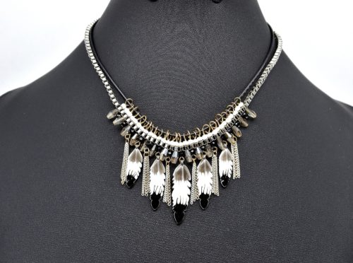 CC768 - Collier Pendentif Perles Chaînes Métal Argenté et Plumes Email Noir/Blanc – Image 2