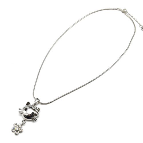 Collier-Pendentif-Tete-Chat-Metal-Argente-et-Fleur-Strass