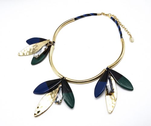 CC778 - Collier Statement Pendentif Plaques Feuilles Résine Bleu/Vert, Métal Doré et Pierres