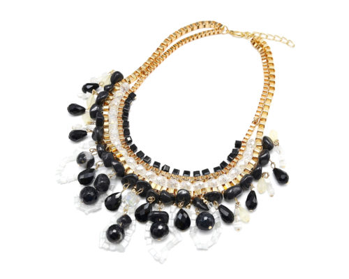 CC817 - Collier Plastron Multi-Rangs Perles, Métal Doré et Pierres Noir/Blanc