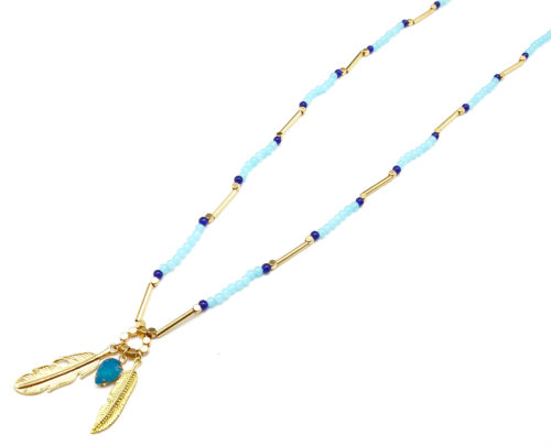 Sautoir-Collier-Perles-Tubes-et-Charms-Plumes-Metal-BleuDore
