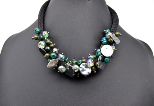 Collier-Tour-de-Cou-Perles-a-Facettes-Vert-Sapin-et-Pieces-Metal-Gris