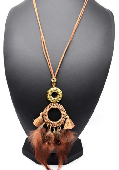 Sautoir-Collier-Pendentif-Cercle-Fils-Tresses-avec-Plumes-et-Pompons-Beige-Marron