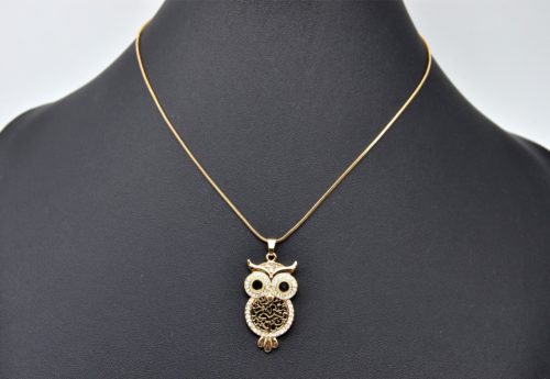 Collier-Pendentif-Chouette-Hibou-Cisele-Contour-Strass-Metal-Dore