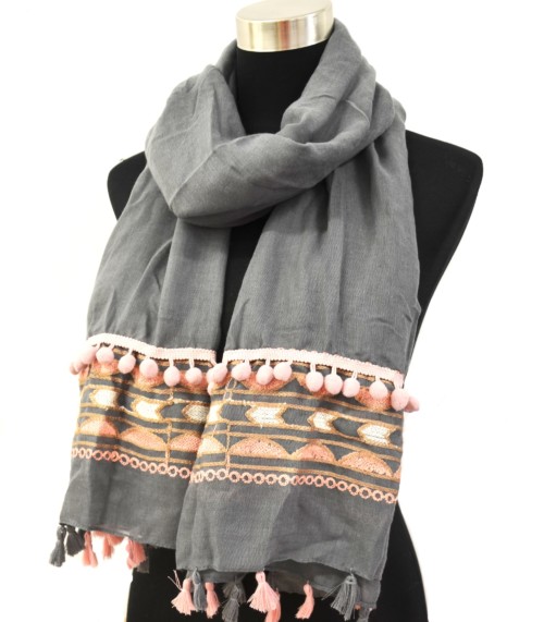 Foulard-Long-Automne-Hiver-Gris-avec-Motif-Ethnique-et-Pompons-Boules