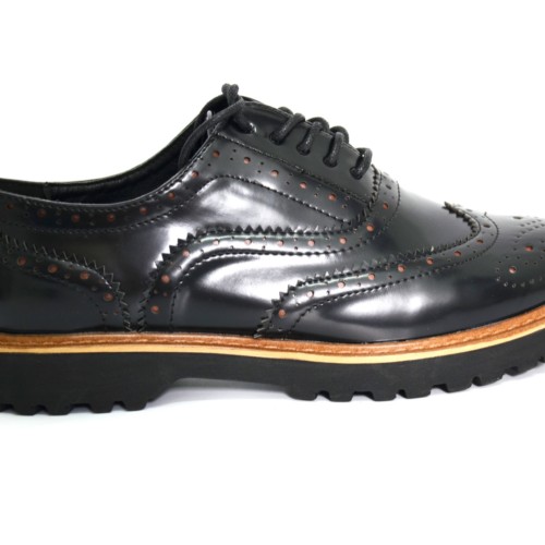 Derbies-Derby-varnished-Uni-perforated-with-stitching-lining-brown-and-laces-black