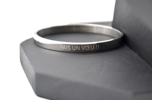 Bracelet-Jonc-Moyen-Acier-Argente-avec-Message-Fais-Un-Voeu