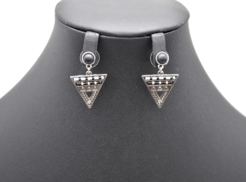 Boucles-dOreilles-Pendantes-Pierre-Ronde-Noire-et-Triangle-Inverse-Motif-Ethnique-Perles