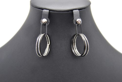 Boucles-dOreilles-Pierre-et-Multi-Cercles-Contour-Metal-Noir-Argente