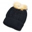 Bonnet-Hiver-Maille-Effet-Croise-Noir-avec-Revers-Interieur-Polaire-et-Pompon-Fourrure-Beige