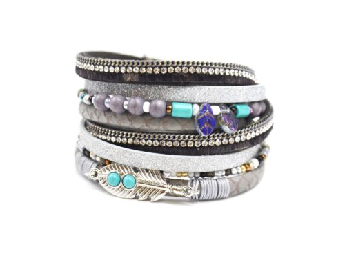 Bracelet-Double-Tour-Multi-Rangs-Ecailles-Strass-Paillettes-Gris-avec-Plume-Ethnique-et-Pierres-Turquoise