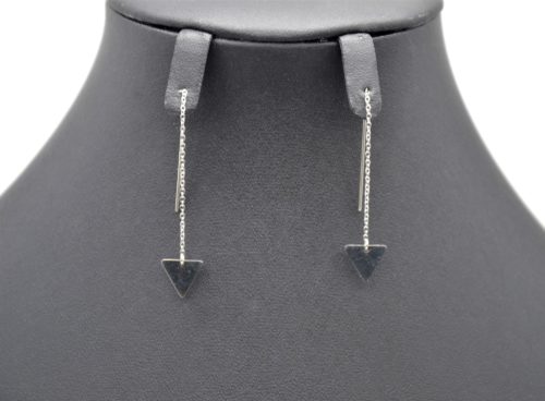 Boucles-dOreilles-Traversantes-Triangle-et-Fine-Chaine-Acier-Argente