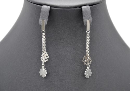 Boucles-dOreilles-Pendantes-Rectangle-Double-Chaine-et-Trefles-Acier-Argente