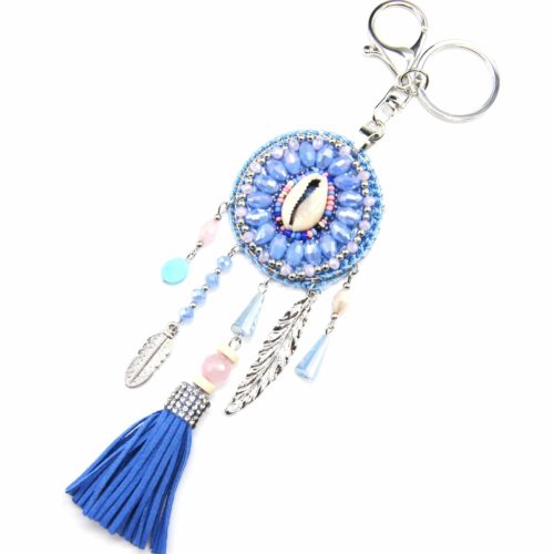 Porte-Cles-Bijou-de-Sac-Cercle-Macrame-Cauri-avec-Perles-Plumes-et-Pompon-Franges-Bleu