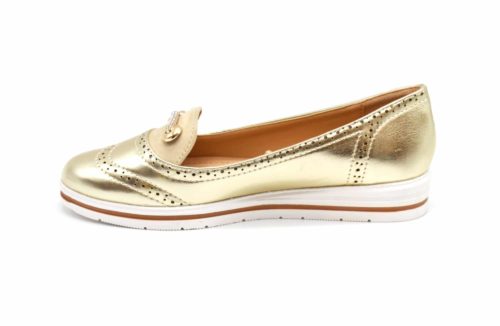 Mocassins-Slippers-Simili-Cuir-Perfore-Effet-Metallise-Dore-avec-Barre-Strass-et-Semelle-Blanche