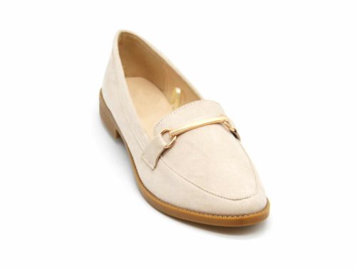 Mocassins-Slippers-Effet-Daim-Beige-avec-Barre-Metal-Dore-et-Petit-Talon