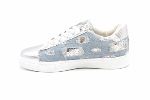 Baskets-Tennis-Sneakers-Toile-Effet-Jean-Denim-Clair-avec-Motif-Destroy-Sequins-et-Bouts-Ecailles-Argente