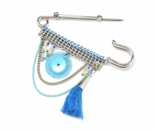 Broche-Epingle-Cercle-Ajoure-Pierre-Perles-et-Pompon-Bleu-avec-Multi-Chaines-Metal-Argente