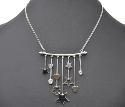 Collier-Plastron-Pendentif-Multi-Barres-avec-Charms-Etoiles-Coeurs-Metal-Argente