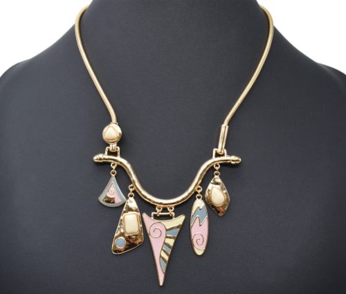 CC1671E - Collier Plastron Pendentif Multi-Formes Email Rose, Pierres et Métal Doré – Image 3