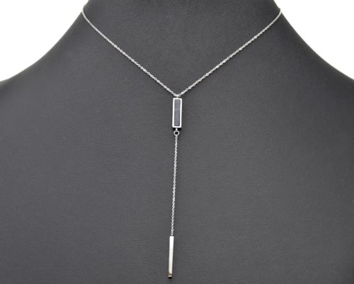 Collier-Fine-Chaine-Y-avec-Pendentif-Rectangle-Marbre-Noir-et-Barre-Acier-Argente