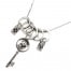 Sautoir-Collier-Pendentif-Anneaux-Metal-Argente-avec-Cle-Trefle-et-Cadenas-Strass