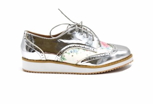 Derbies-Derby-Vernis-Perfore-Argente-avec-Motif-Fleurs-et-Semelle-Compensee