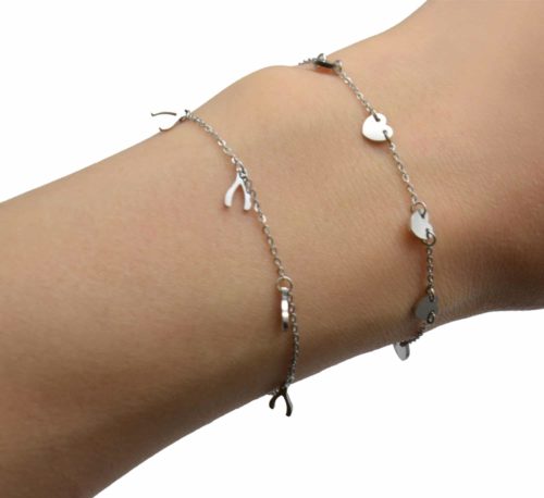 Bracelet-Fine-Chaine-avec-Multi-Charms-Acier-Argente