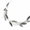 Collier-Plastron-Pendentif-Multi-Feuilles-Email-Noir-et-Metal-Relief-Argente-Blanc