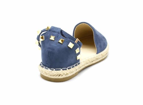 Espadrilles-Effet-Daim-Bleu-avec-Bride-Cheville-Clous-Pyramide-Metal-Dore-et-Semelle-Paille