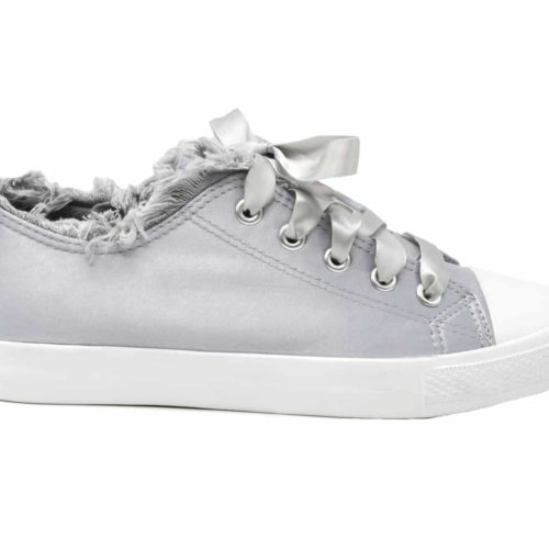 Baskets-Tennis-Sneakers-Tissu-Satine-Gris-avec-Bord-Effet-Jean-Denim-Dechire-et-Lacet-Ruban