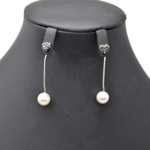 Earrings-earrings-cross-core-rhinestone-grey-with-chain-Metal-silver-and-pearl-Ecru
