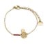 Bracelet-Fine-Chaine-avec-Ananas-Ajoure-Acier-Dore-et-Perles-Rocaille-Bordeaux