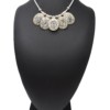 Collier-Plastron-Pendentif-Multi-Ovales-Email-Gris-Rubans-et-Metal-Argente