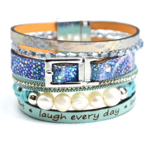 Bracelet-Manchette-Cuir-Motif-Satine-Hologramme-Boucle-Strass-Message-Bleu-et-Perles-dEau-Douce